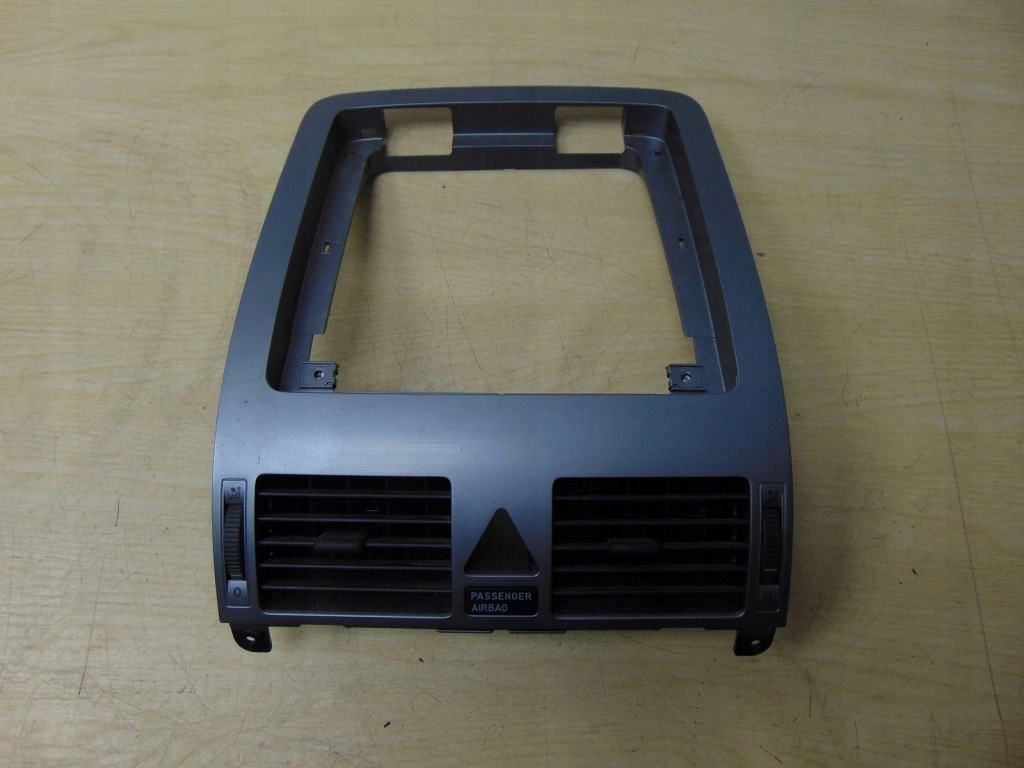фото №1, Решітка консолі рамка vw touran lift 1t1819728e