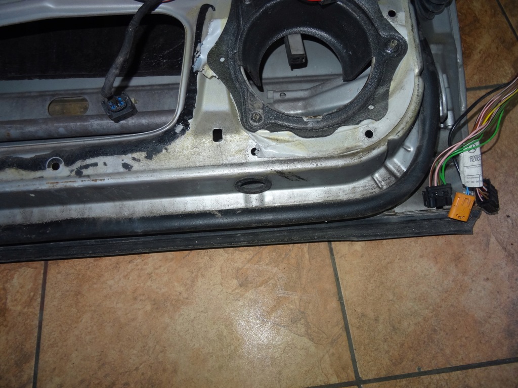 фото №7, W208 98' coupe двері лівий перед