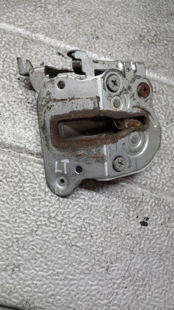 фото №1, Замок лівий задня mazda 5 06r 2.0crd van