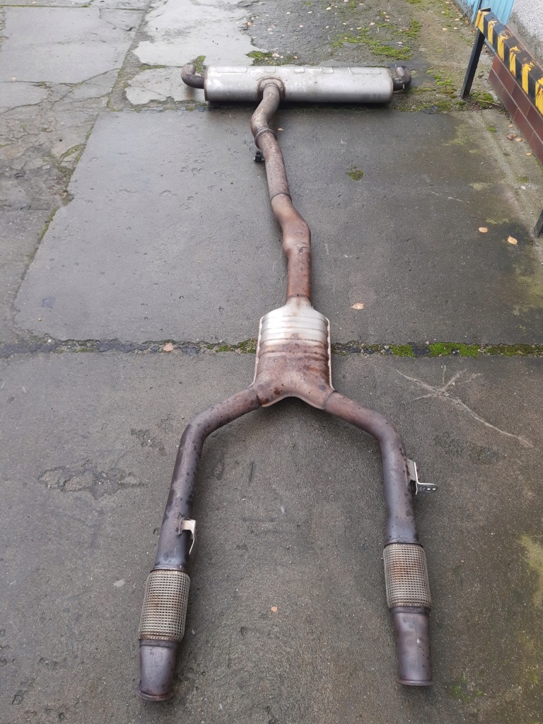 фото №8, Mercedes glc x253 43 amg гаситель выхлоп комплект a2534901700 a2054910401