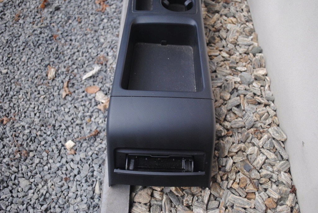 фото №5, Тунель середній чорний 8k0863244 audi a4 b8