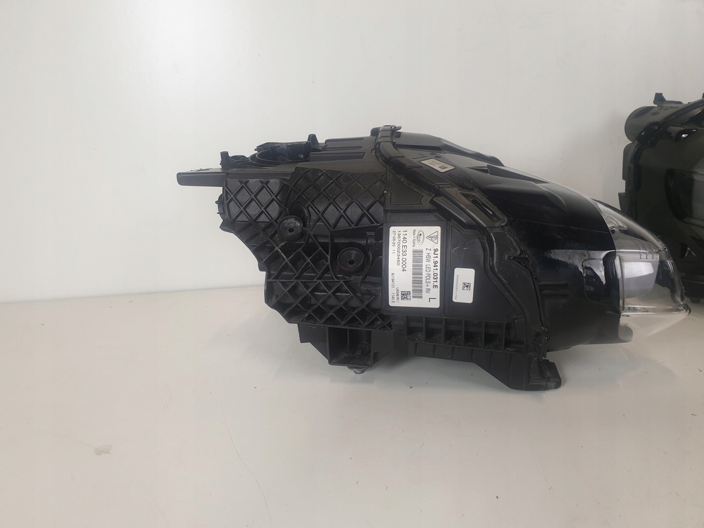 фото №12, Porsche taycan 9j1 комплект лампа full led pdls+