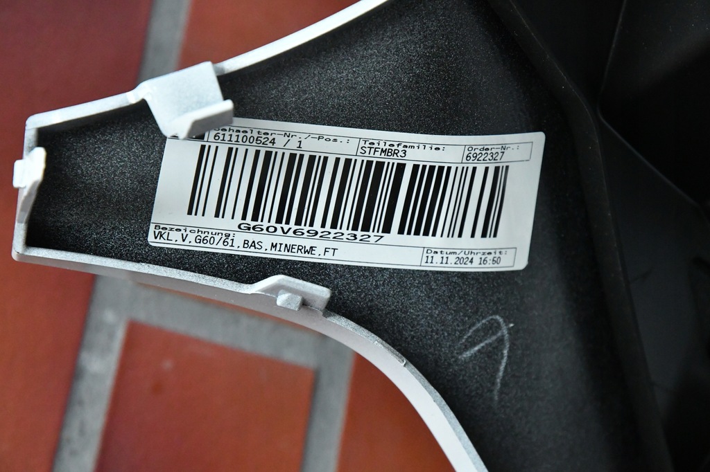 фото №13, Бампер перед передний bmw 5 g60 g61 mineralweiss a96 usa приёмник сигналов