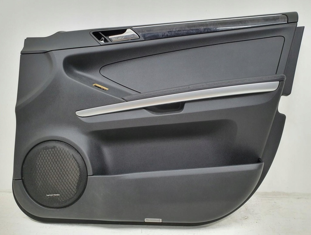 Купить Обивка обшивка дверь правый перед mercedes ml w164 европа