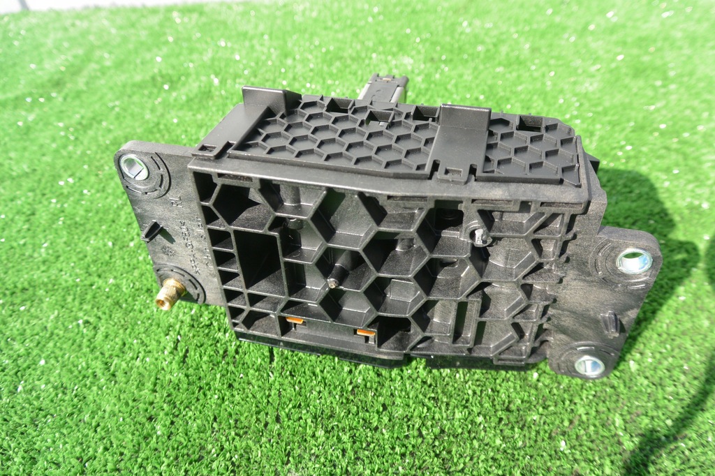 фото №6, Выборщик передач maserati quattroporte ghibli eu