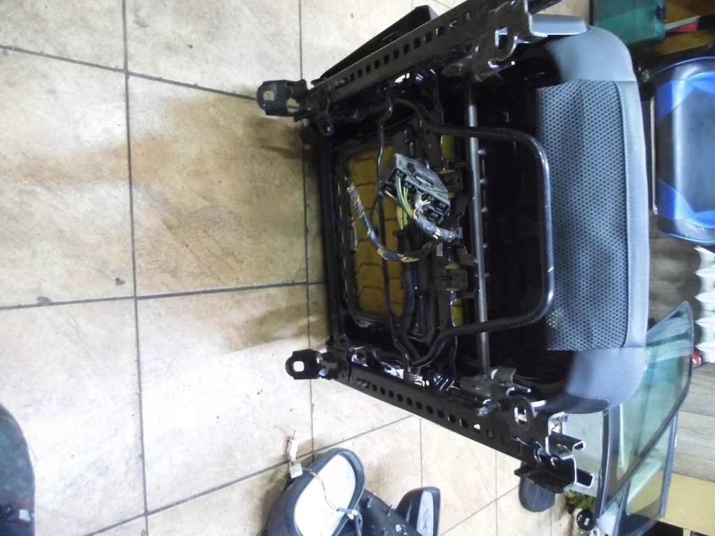 фото №9, Volvo v50 s40 ii 2.0d 05' сидіння правий перед