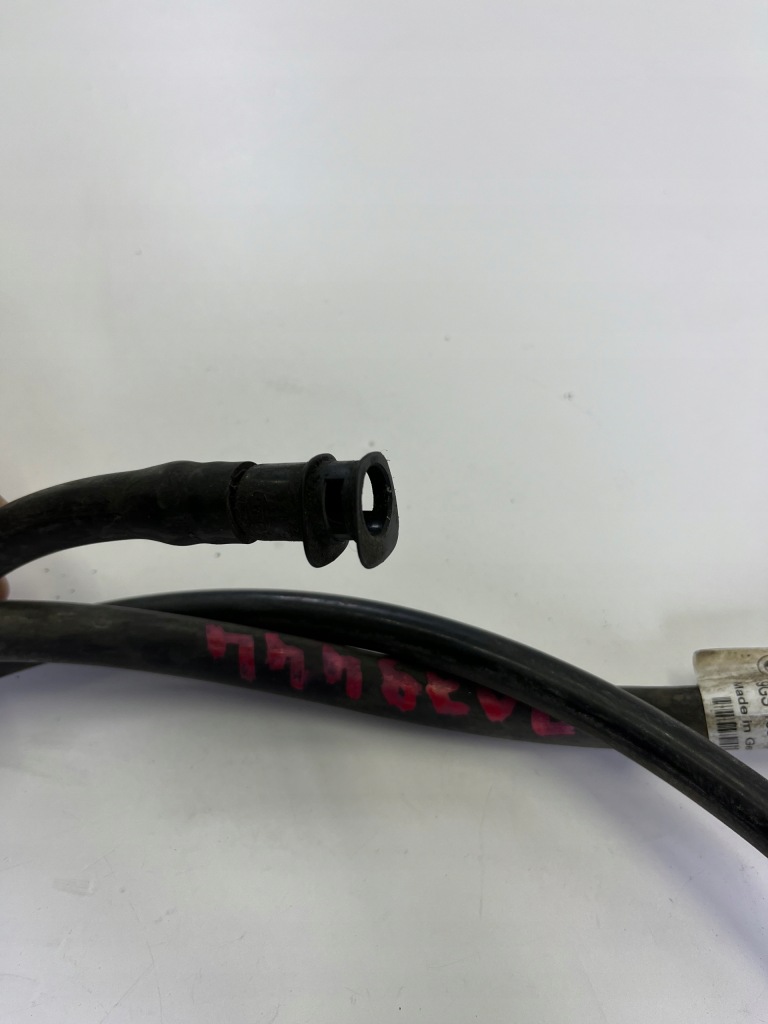 Bmw e60/61 4428599 4428613 пабтрубок  шланг омывателя ксенон оригинал! Недорого