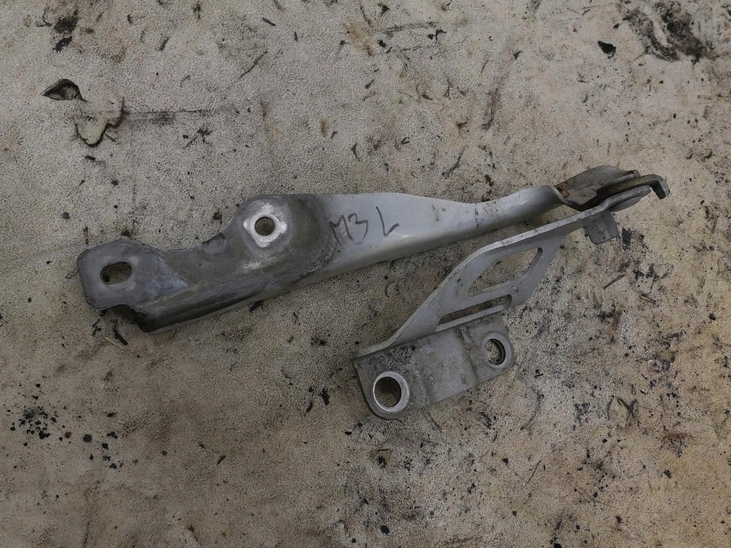 фото №1, Петля капот лівий mazda 3 bm 13-