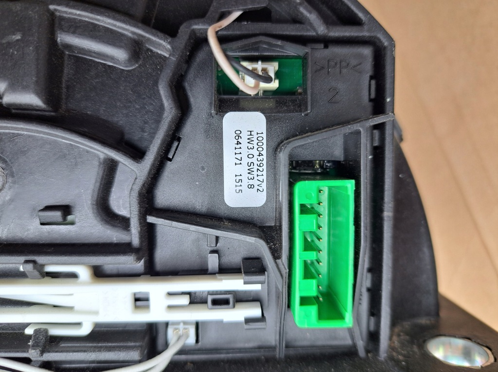 фото №8, Volvo v70 домкрат выборщик переключения передач 31367921 с трос 31367929