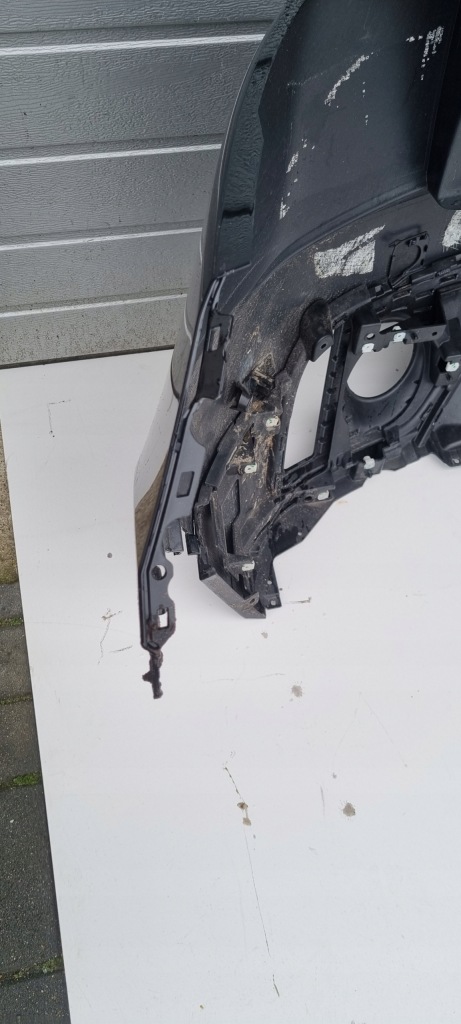 фото №12, Jaguar e-pace 17- бампер задній задня j9c3-17d781-a