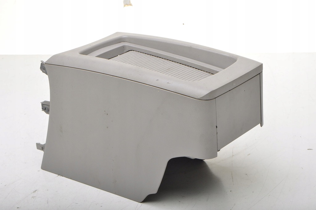 фото №1, Volvo c70 ii кронштейн na кружка 30633451