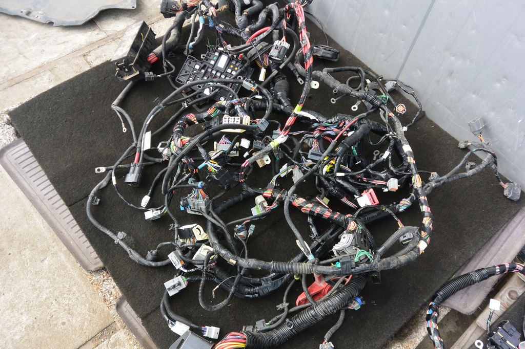 фото №16, Електропроводка відсік салону cała tesla model s eu