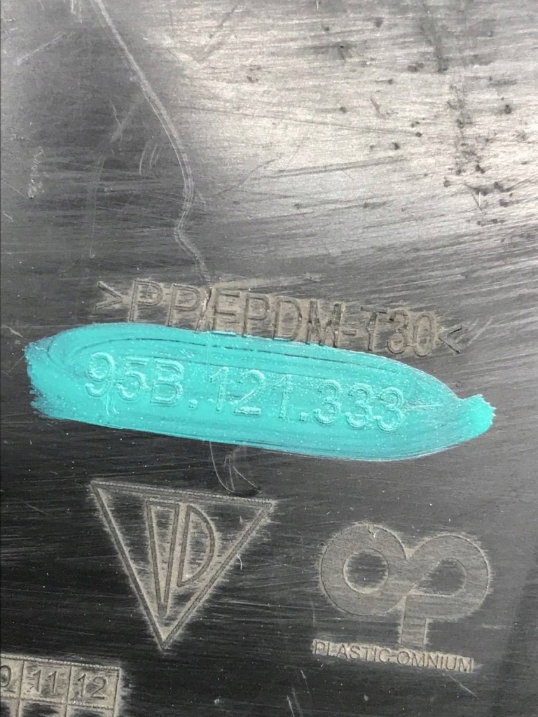 Повітропровід повітря w бампер ліва перед porsche cayenne 95b121333 в Україні