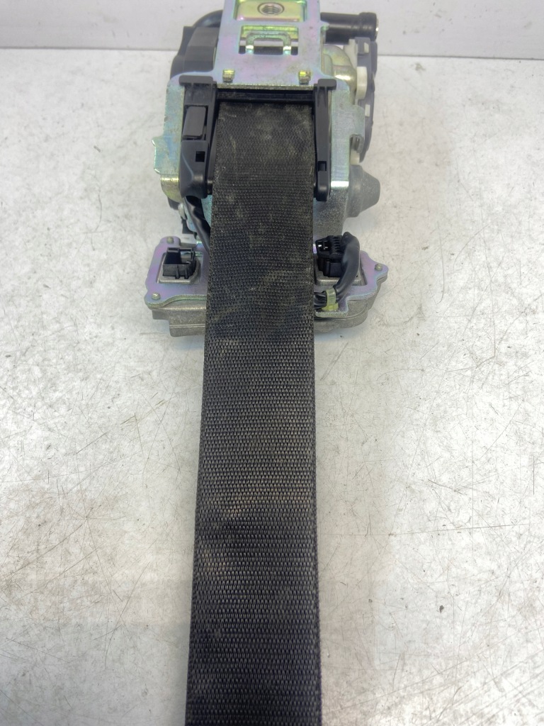 Mercedes ремінь безпеки правий перед a2128606685 Ціна