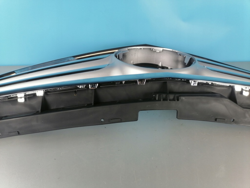 Купити Решітка  решітка радіатора w212 mercedes klasa e з накладки