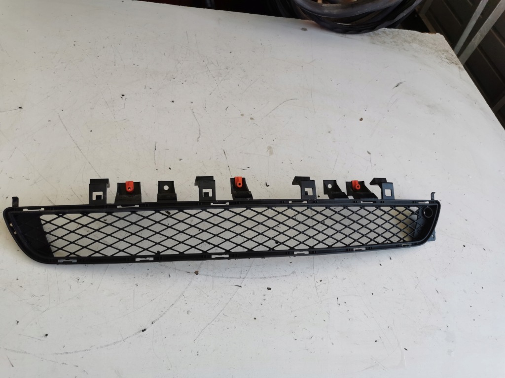 Купить Insignia a рестайлинг  решётка w бампер перед 23163384