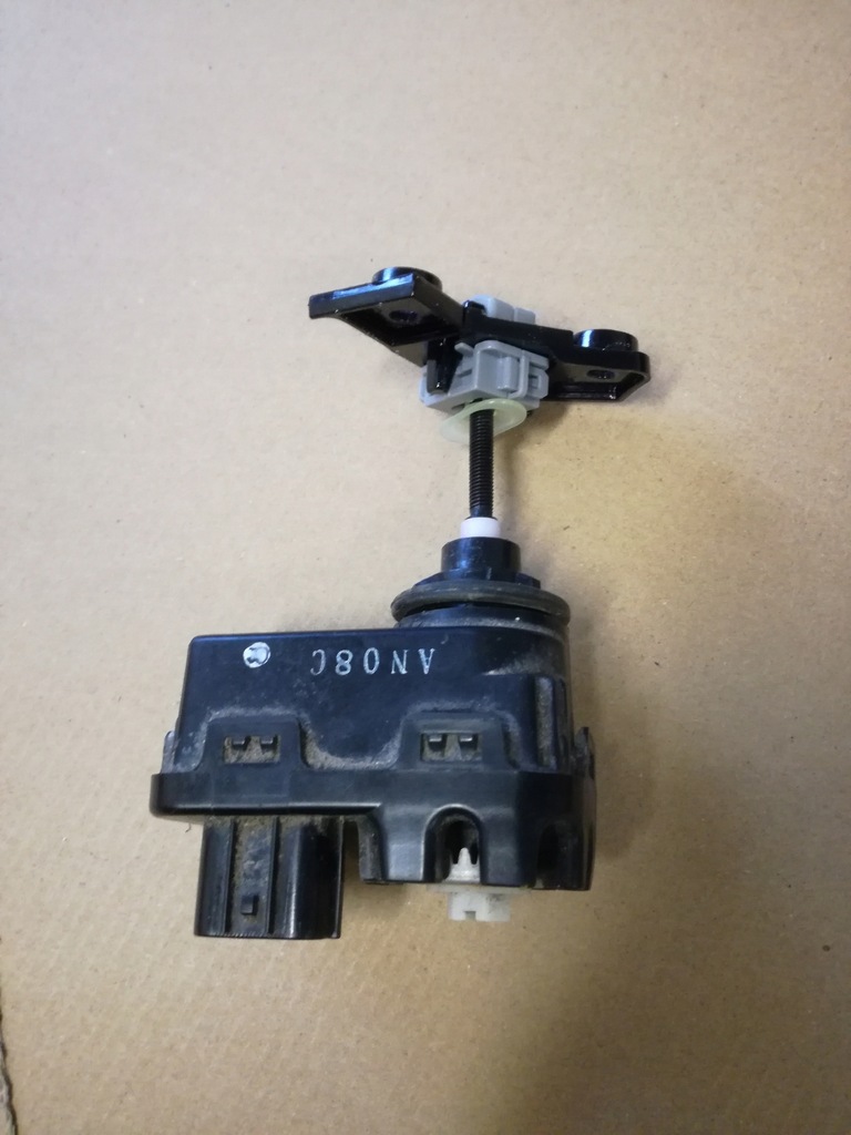 фото №5, Subaru xv i моторчик регулировки лампы передней