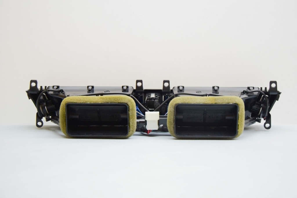 фото №10, Воздуховоды панели приборной панели bmw x5 f15, f85 925264810 2.0l hybrid 180kw