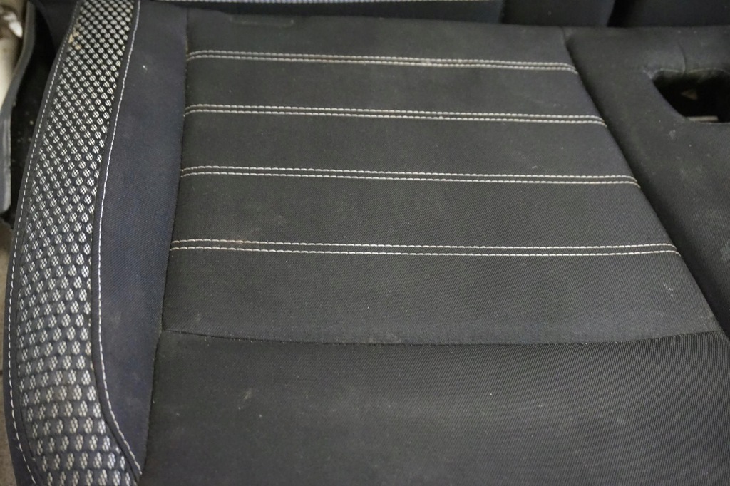 фото №9, Сиденья заднее сиденье обшивки dacia duster ii