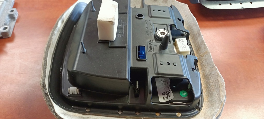 фото №7, Бардачок na накладки на фары mondeo mk5