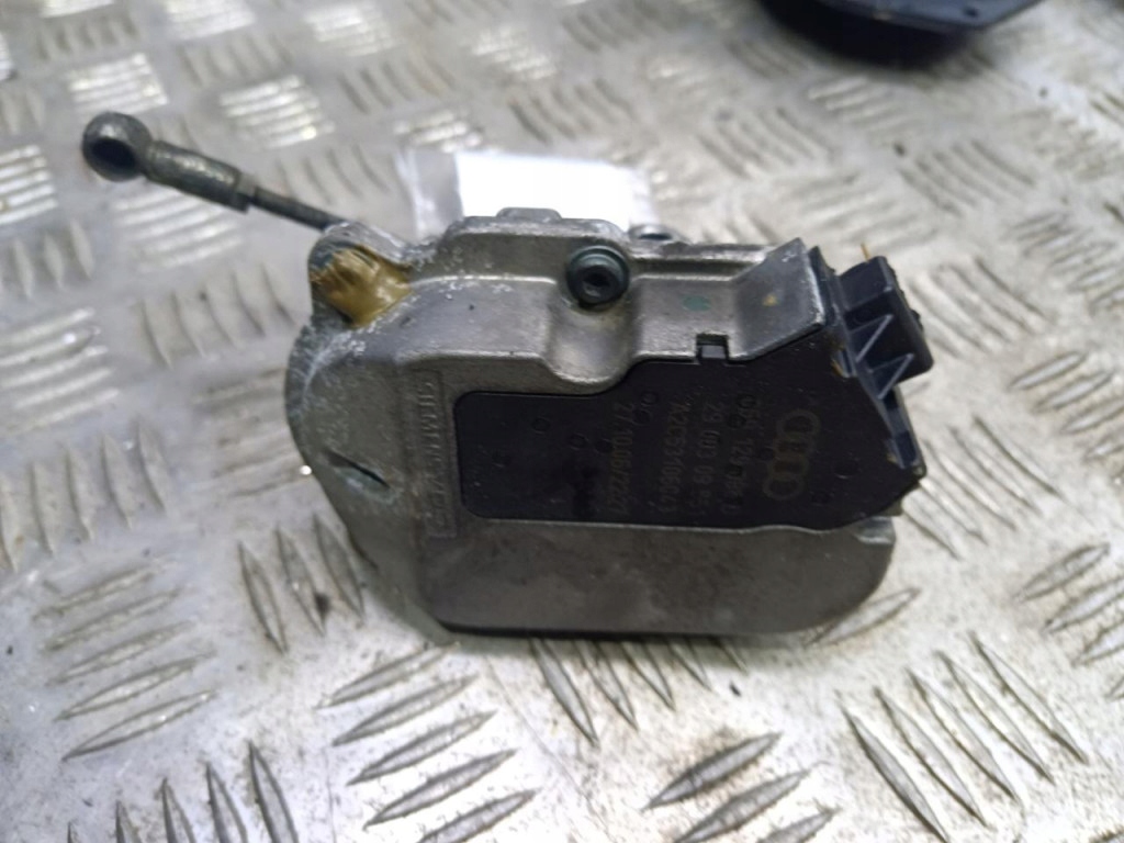 фото №2, Audi a6 c6 3.0 tdi регулятор коллектор 059129086d