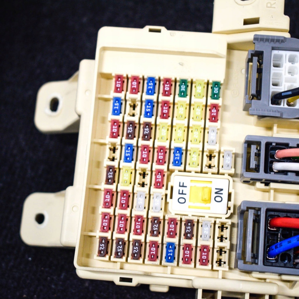 фото №5, Kia sportage 2017 коробка запобіжників / комплект