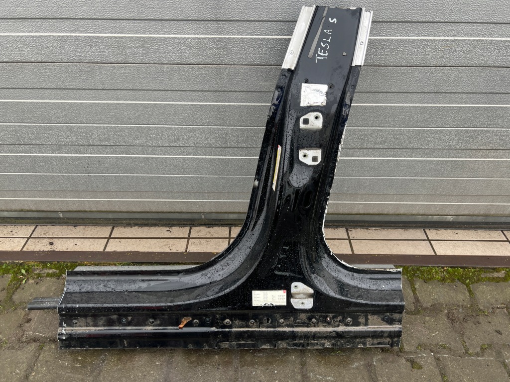 Купить Tesla s блок двигателя средний левый цвет pbsb