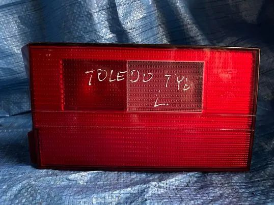 фото №1, Лампа лівий задня seat toledo i 1l0945093e