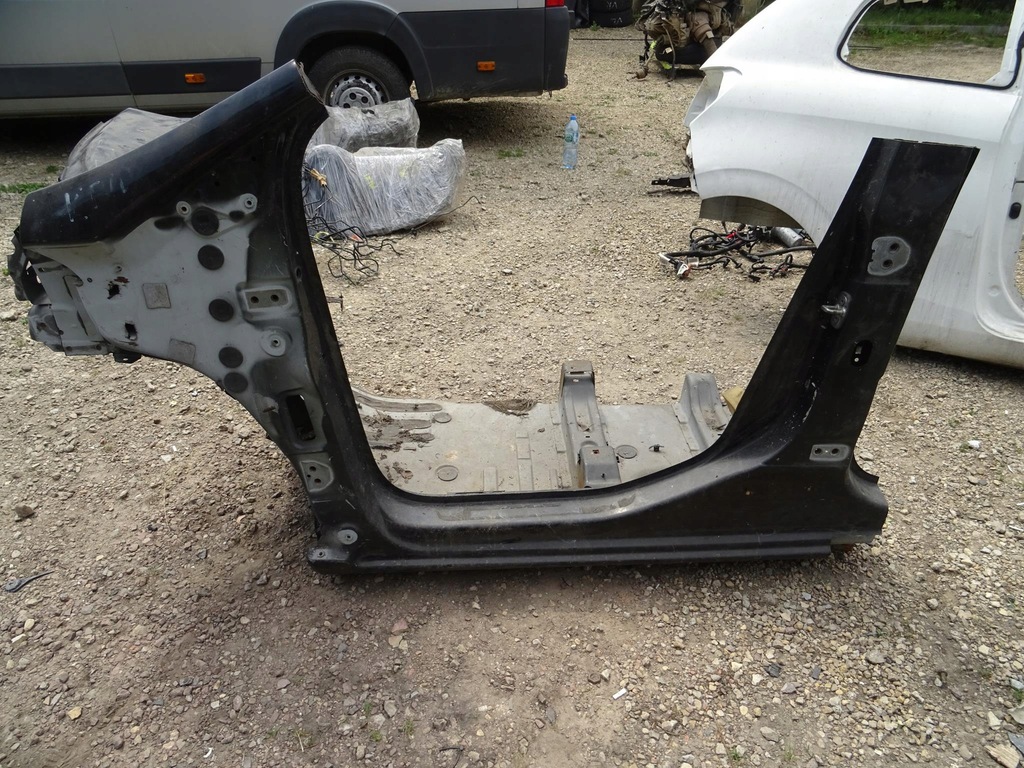 фото №1, Peugeot 3008 порог левый