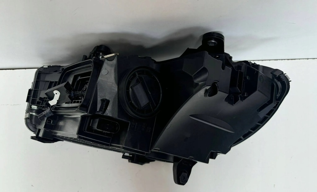 фото №8, Mercedes c klasa w206 лампа правая перед передняя a2069067203