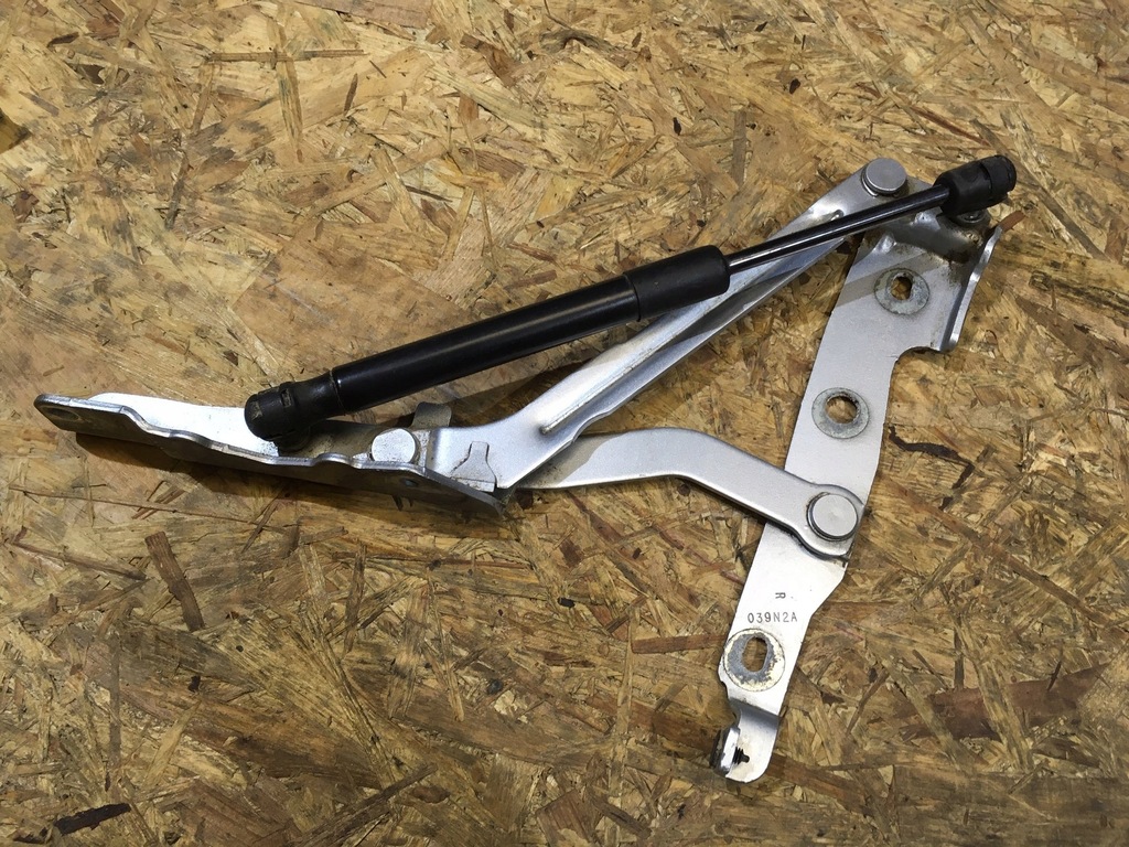 фото №4, Петля кришки лівий правий mustang 2010-2014