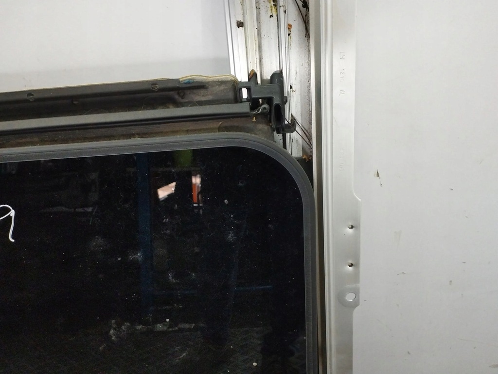 фото №9, Mercedes-benz ml w164 2010 люк комплект