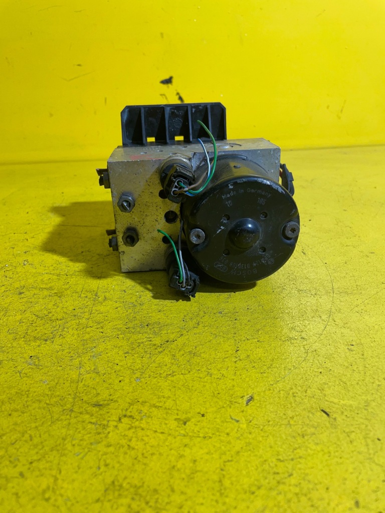 Mercedes w168 - насос abs Зі Шроту