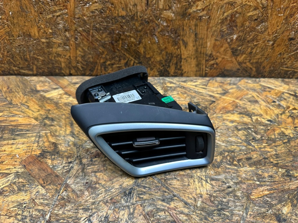 Купить Решётка обдув правый  nissan qashqai 2 68760hv00b