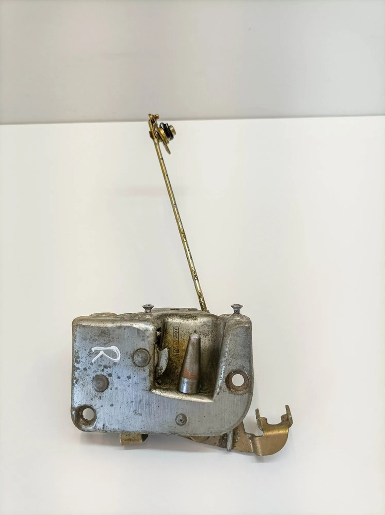 фото №1, Замок двері правих mercedes 107sl 560 1077200435