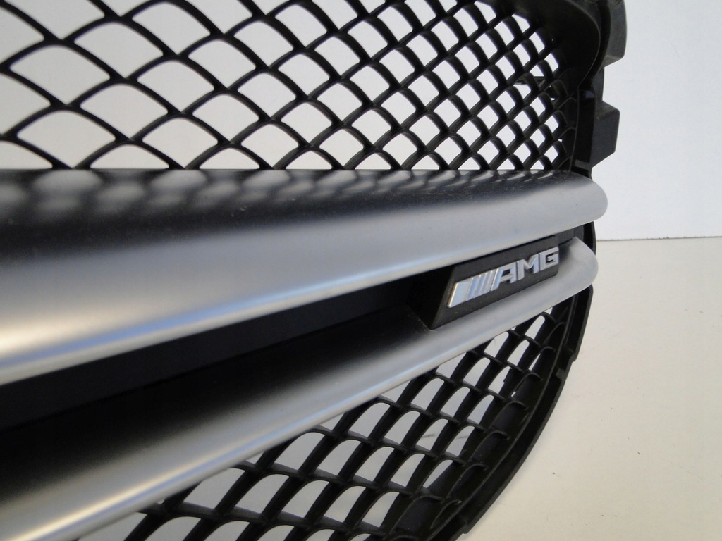 фото №8, Mercedes c 205 c/a решётка радиатора решётка радиатора 63 amg камера w205