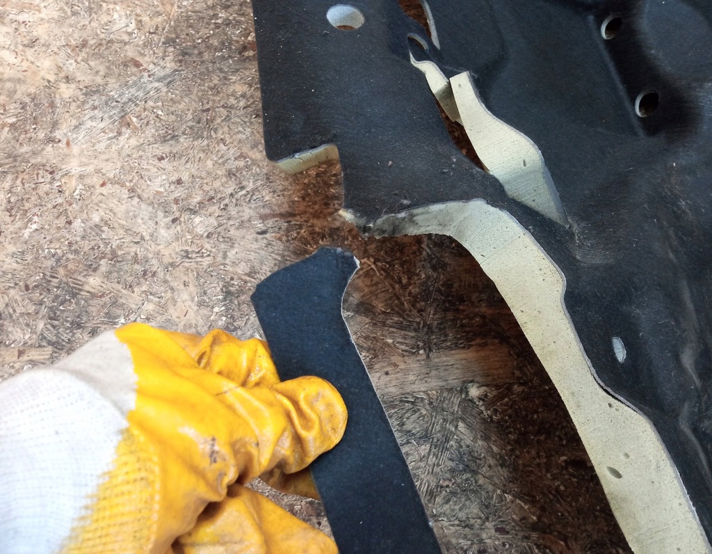 фото №5, Шумоизоляция стены перегородки volvo xc90 ii eu