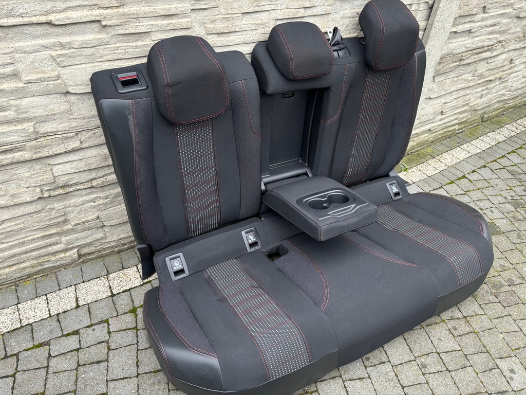 фото №6, Peugeot 308 t9 gt line hb сиденья заднее сиденье обшивки