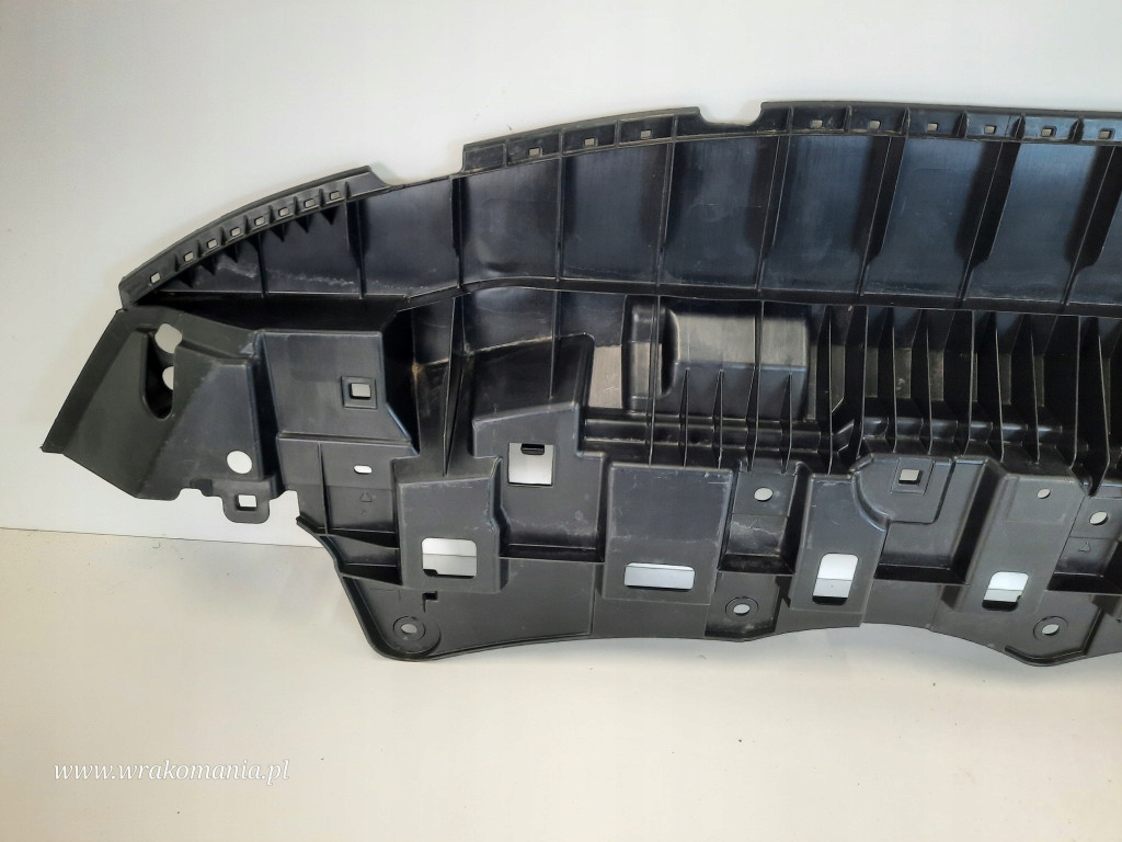 фото №10, Toyota yaris cross плита защита pod бампер перед 52618-0d180