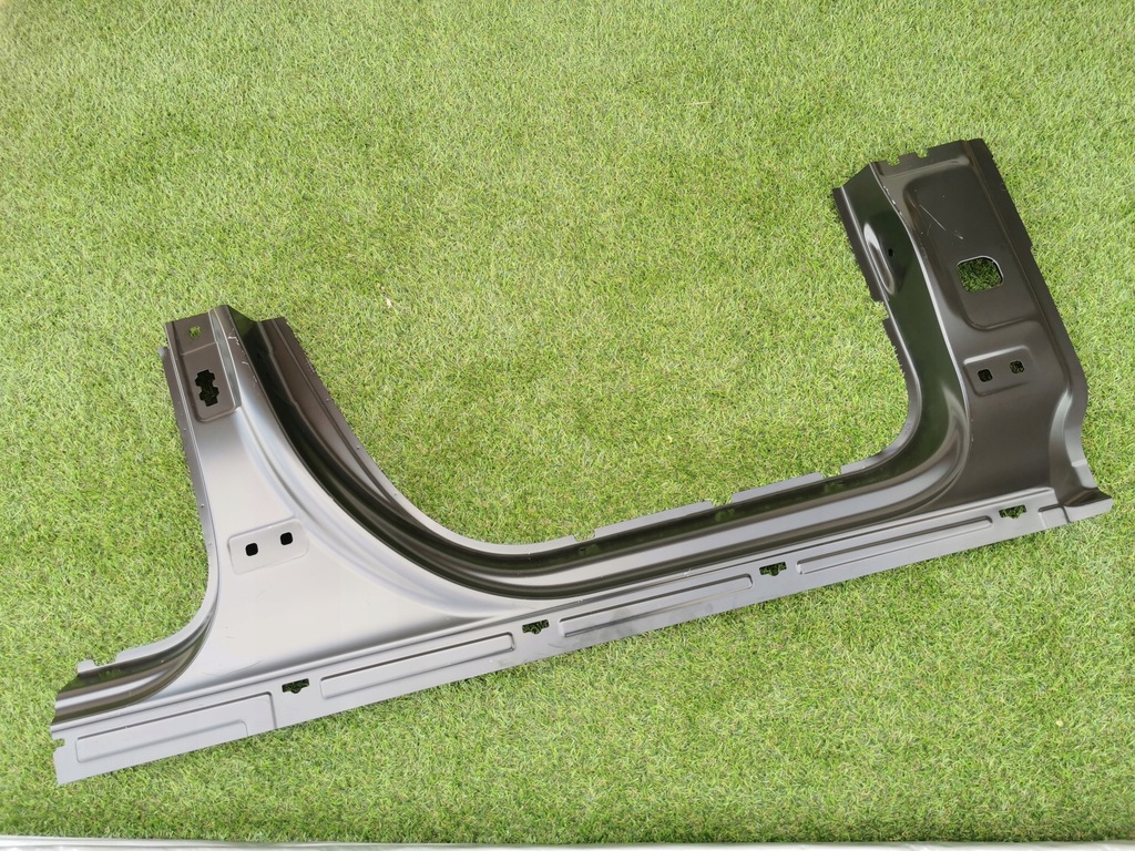 фото №1, Mercedes a klasa 177 поріг блок двигуна обшивка праве