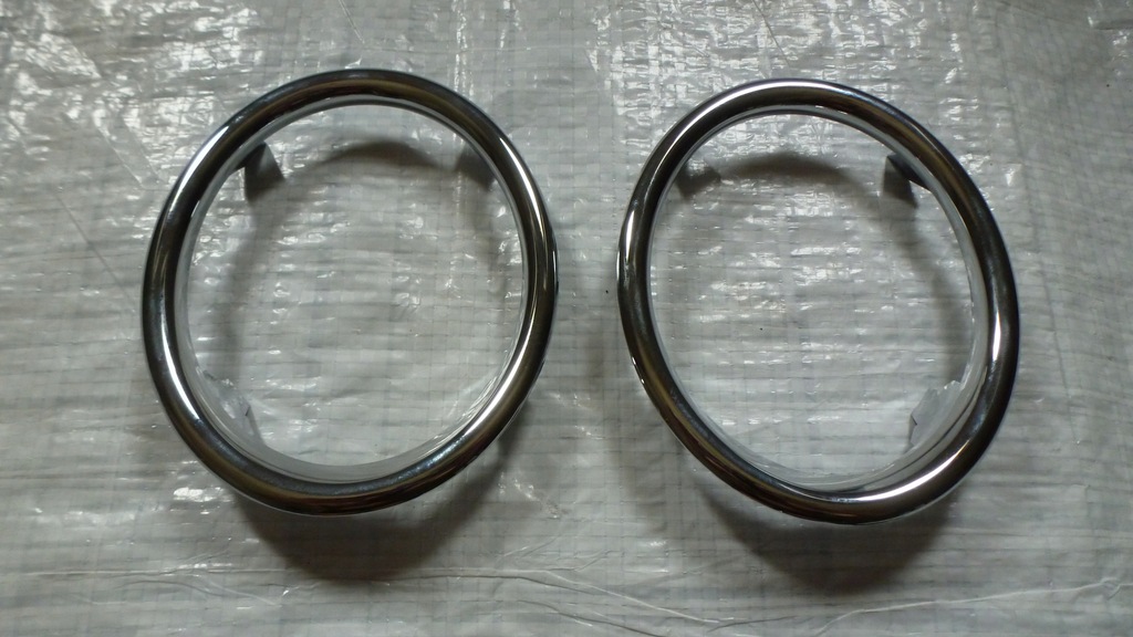 фото №1, Dacia logan sandero хром противотуманная фара левый 261a39630r