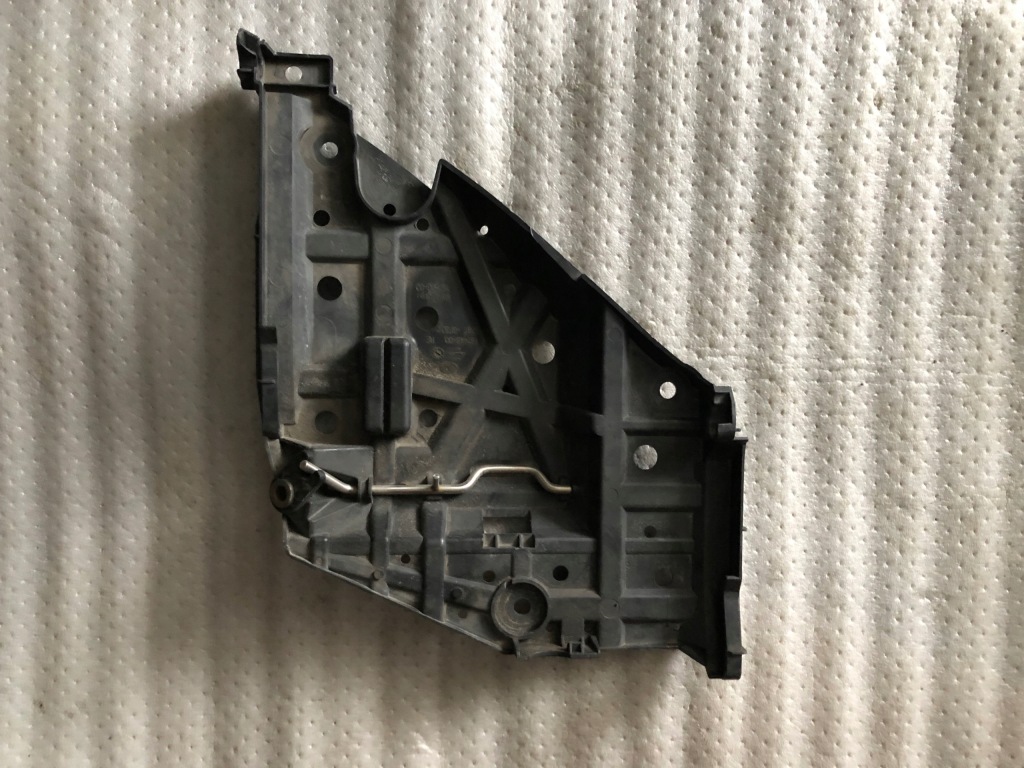 фото №1, Porsche panamera 970 lift направляющая лампы 97063107402