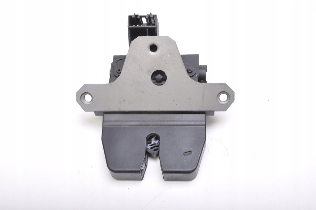 фото №1, Volvo s40 v50 замок багажника крышки 4 pin