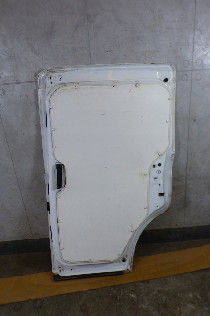 фото №10, Двері зсувні праве задня лак b5 ford transit courier ii mk2