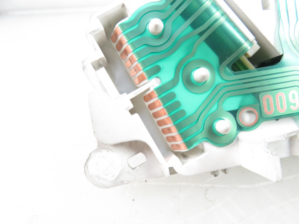 фото №5, Дисплей toyota previa 83950-28122