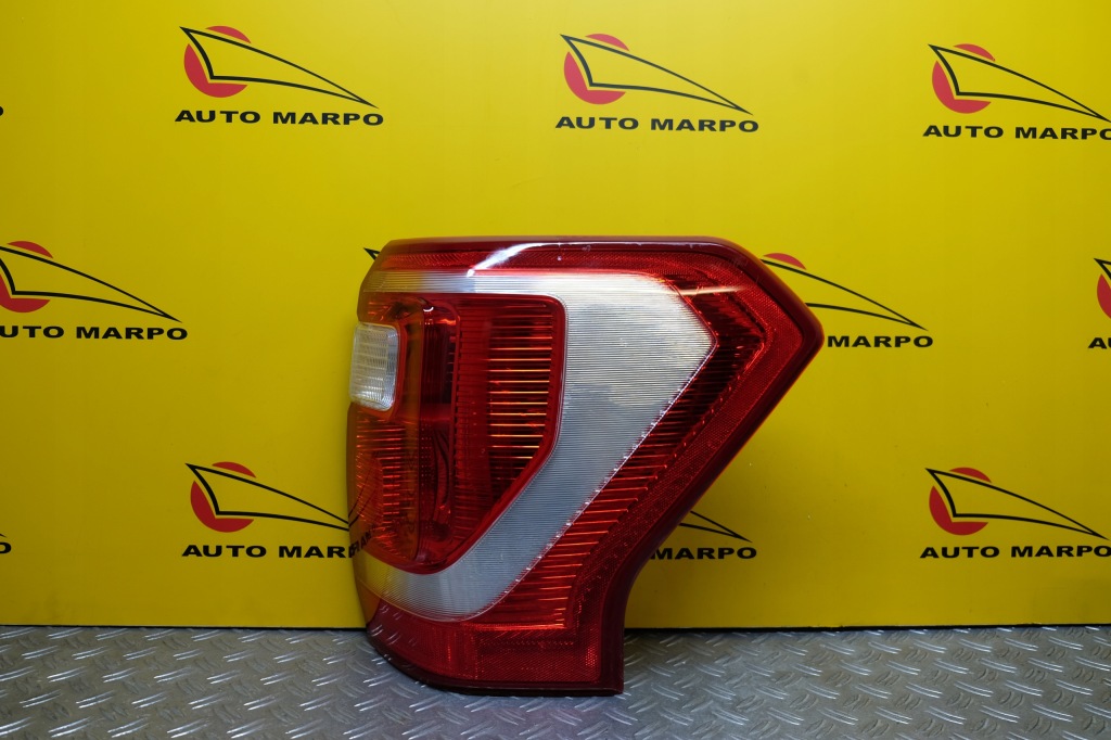 фото №7, Ford expedition 2018- лампа задня задня права usa