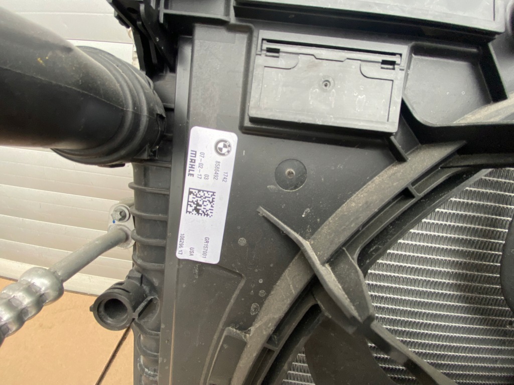 Bmw x3 x4 g01 g02 радіатор комплект вентилятор оригінал дизель Доставка