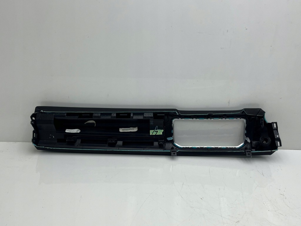 Молдинг декоративна land rover range rover evoque l538 12d1153lg Недорого