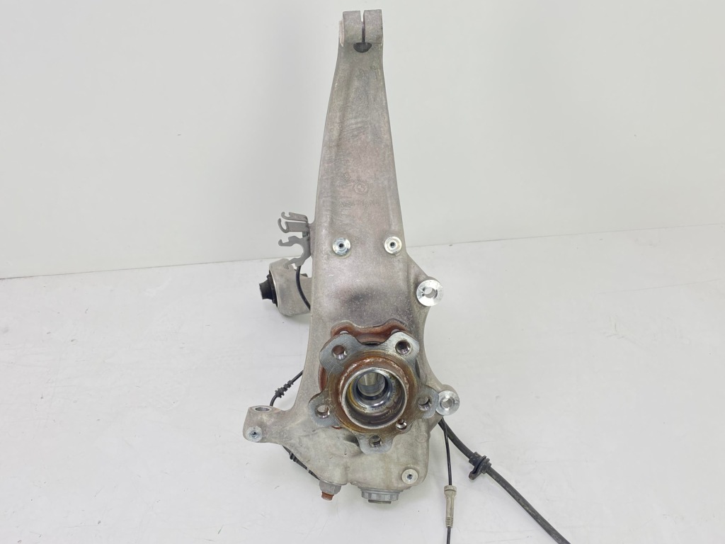 фото №1, Поворотный кулак рычаг левый перед bmw g14 g15 xd 6884385