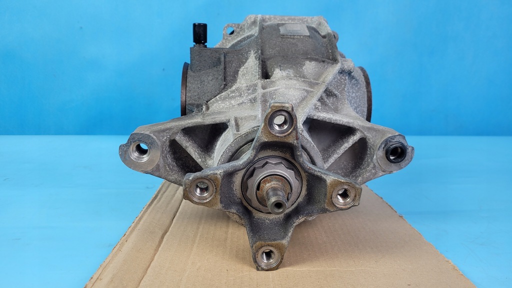 фото №7, Mercedes w206 c200 2.0 22r дифференциал мост задняя a2063508803 a2233510300 2.473